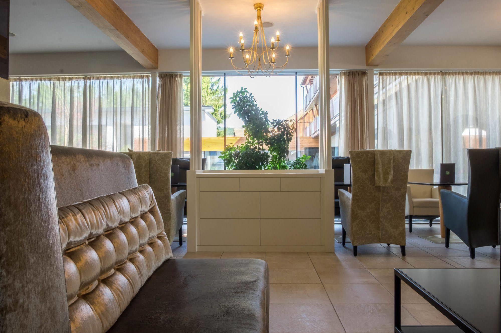 Vulkanlandhotel Legenstein 4*